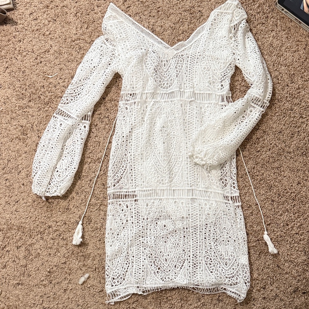 Elegant White Lace Dress